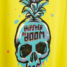 Laden Sie das Bild in den Galerie-Viewer, „Pineapple Skull Yellow“ T-Shirt (Jungs)
