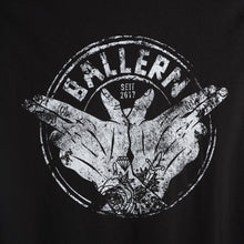 Laden Sie das Bild in den Galerie-Viewer, „Ballern in Black“ T-Shirt (Mädels)